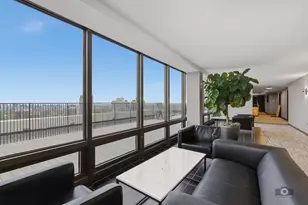 2800 N Lake Shore Dr, Chicago, IL 60657 - Photo 21