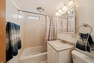 3N210 Wilson St, Elmhurst, IL 60126 - Photo 11