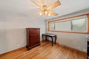 3N210 Wilson St, Elmhurst, IL 60126 - Photo 9