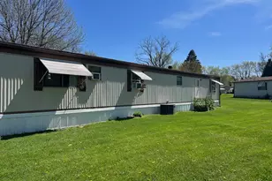 309 Lindenwood Dr, Belvidere, IL 61008 - Photo 5