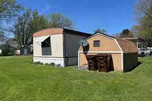 309 Lindenwood Dr, Belvidere, IL 61008 - Photo 15