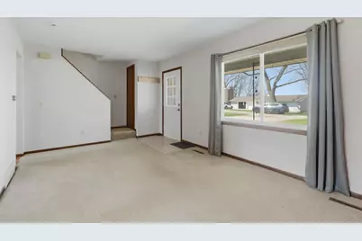 1101 S Bluff Street S, Albany, IL 61230 - Photo 9