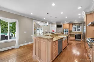 2024 Westridge Blvd, Bartlett, IL 60103 - Photo 9