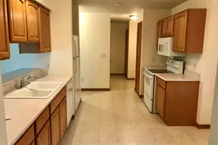 307 W Hudson St, Princeton, IL 61356 - Photo 5