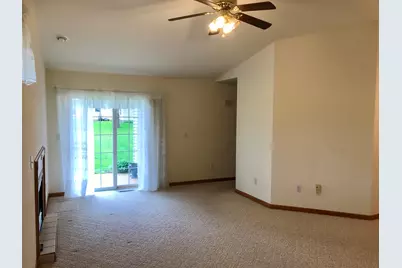 307 W Hudson Street, Princeton, IL 61356 - Photo 9