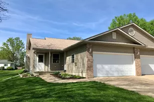 307 W Hudson St, Princeton, IL 61356 - Photo 1