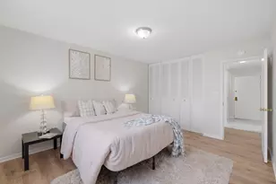 1475 Rebecca Dr, Hoffman Estates, IL 60169 - Photo 21