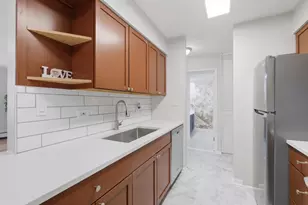 1475 Rebecca Dr, Hoffman Estates, IL 60169 - Photo 19