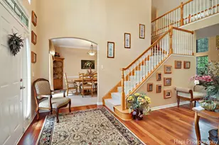 1606 Tecumseh Dr, McHenry, IL 60050 - Photo 5