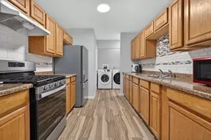2302 Windsor Ln, Country Club Hills, IL 60478 - Photo 11