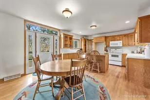W3004 Krueger Rd, Lake Geneva, WI 53147 - Photo 11