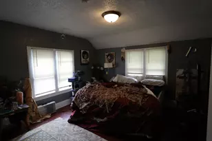 2011 Latham St, Rockford, IL 61103 - Photo 11