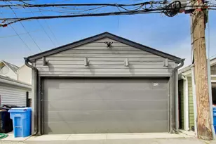 2241 W Melrose St, Chicago, IL 60618 - Photo 49