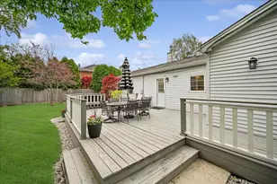 1810 Culver Ln, Glenview, IL 60025 - Photo 19