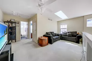 1713 Astor Ave, Oakbrook Terrace, IL 60181 - Photo 17