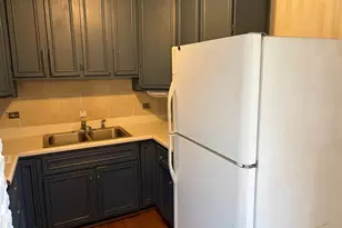 18106 Charlemagne Ave, Hazel Crest, IL 60429 - Photo 5