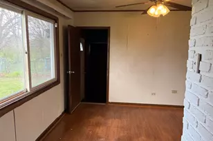 18106 Charlemagne Ave, Hazel Crest, IL 60429 - Photo 7