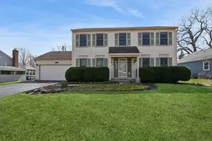 5573 Barnwood Dr, Gurnee, IL 60031 - Photo 3