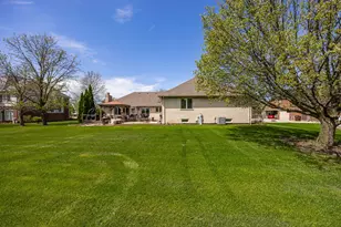 13201 Meadow Hill Ln, Lemont, IL 60439 - Photo 5
