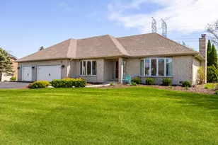 13201 Meadow Hill Ln, Lemont, IL 60439 - Photo 3