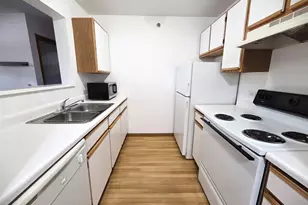 440 Cunat Blvd, Richmond, IL 60071 - Photo 3