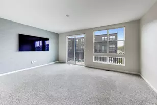 331 Summit Cir, Lombard, IL 60148 - Photo 11