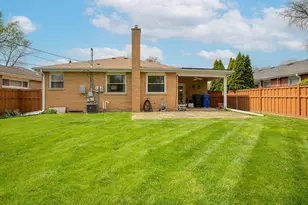 3 S School St, Mount Prospect, IL 60056 - Photo 11