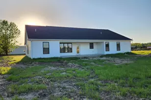 3946 Childers Rd, Marion, IL 62959 - Photo 9