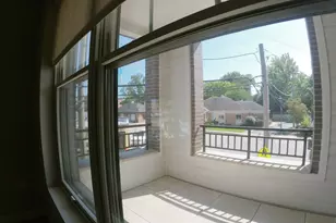 229 Park Ave, Clarendon Hills, IL 60514 - Photo 3