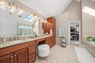 35080 N Oak Knoll Cir, Gurnee, IL 60031 - Photo 35