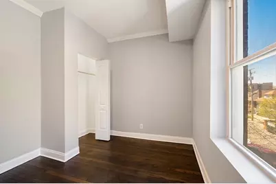 7400 S Phillips Avenue, Chicago, IL 60649 - Photo 5