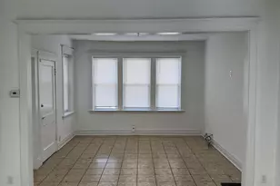 2326 S 58th Ct, Cicero, IL 60804 - Photo 5
