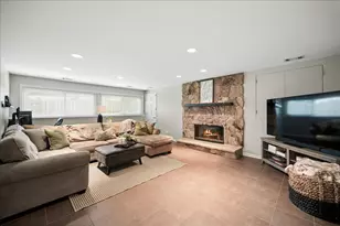 [Address not provided], Arlington Heights, IL 60004 - Photo 13