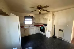 2404 Springfield Rd, East Peoria, IL 61611 - Photo 5