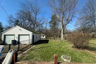2404 Springfield Rd, East Peoria, IL 61611 - Photo 3
