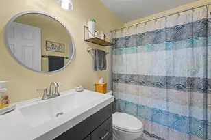 139 Brittany Dr, Streamwood, IL 60107 - Photo 21