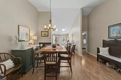 139 Brittany Drive #B, Streamwood, IL 60107 - Photo 11