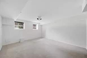 4735 N Keating Ave, Chicago, IL 60630 - Photo 25