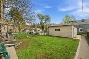 4735 N Keating Ave, Chicago, IL 60630 - Photo 27
