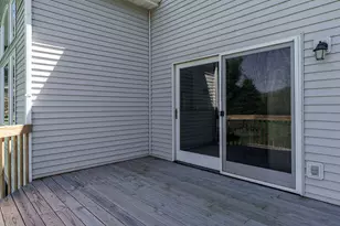 2302 Cairnwell Dr, Belvidere, IL 61008 - Photo 7