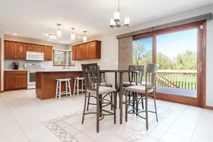 2302 Cairnwell Dr, Belvidere, IL 61008 - Photo 17