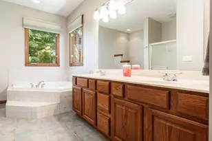 2302 Cairnwell Dr, Belvidere, IL 61008 - Photo 33