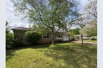 1805 Peach Street, Champaign, IL 61820 - Photo 3