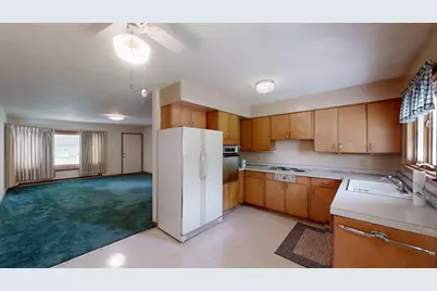 1805 Peach Street, Champaign, IL 61820 - Photo 9