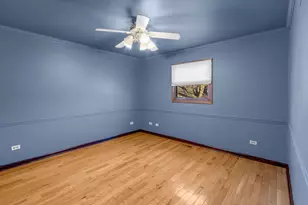 26235 N Walnut Ave, Mundelein, IL 60060 - Photo 7