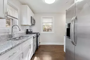 12511 S State St, Chicago, IL 60628 - Photo 13