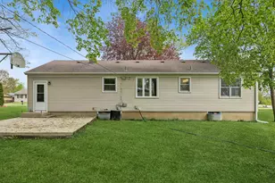 821 Diane Ct, Marengo, IL 60152 - Photo 17