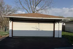 18019 Ravisloe Terrace, Country Club Hills, IL 60478 - Photo 19
