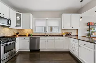 2429 N Drake Ave, Chicago, IL 60647 - Photo 9