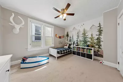 2429 N Drake Avenue, Chicago, IL 60647 - Photo 19